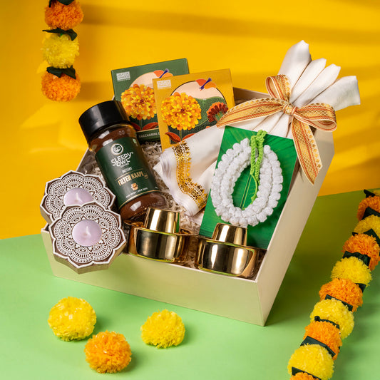 DAKSHIN DELIGHTS HAMPER