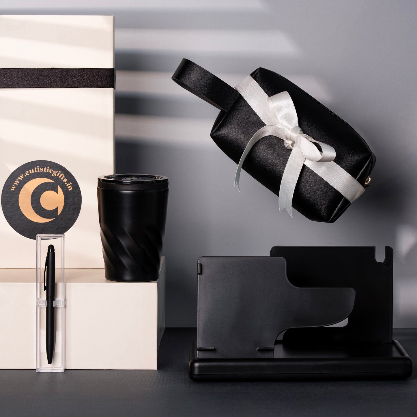 THE WORKSMART COLLECTION GIFT BOX